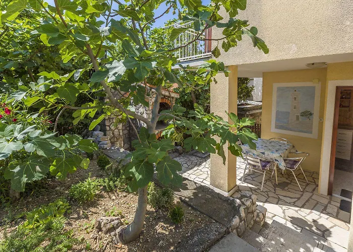 Appartamento Preiswertes Nur 500 Meter Zum Mit Privater Terrasse, Grill - Hundefreundlich Jadranovo