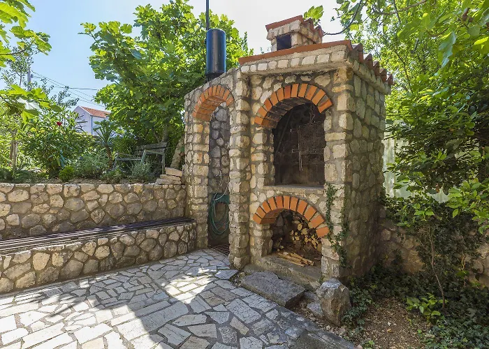 Preiswertes Nur 500 Meter Zum Mit Privater Terrasse, Grill - Hundefreundlich